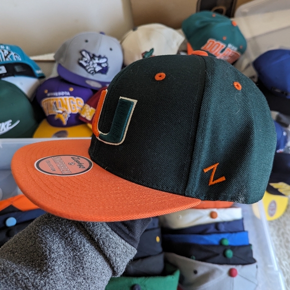Miami Hurricanes "U" snapback hat - Picture 2 of 5